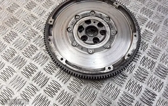 Skoda Octavia Mk2 (1Z) Flywheel 