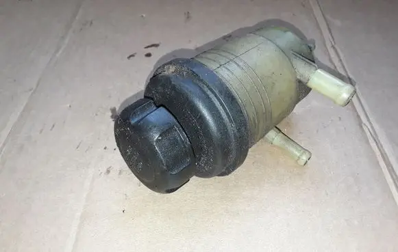 KIA Sorento Power steering fluid tank/reservoir NOCODE