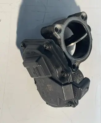 BMW 5 F10 F11 Throttle valve 7810752