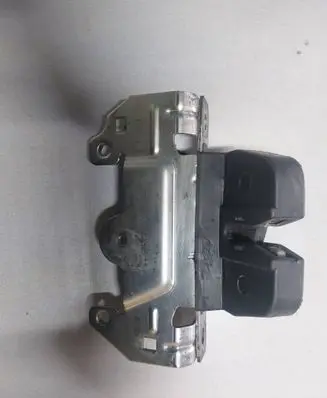 Opel Astra G Loading door lock 2164M