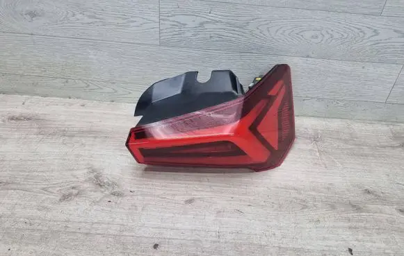 Rear/tail lights