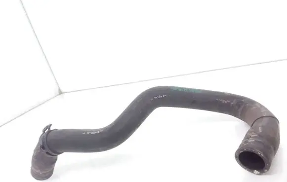 Mercedes-Benz R W251 Engine coolant pipe/hose 9006902c