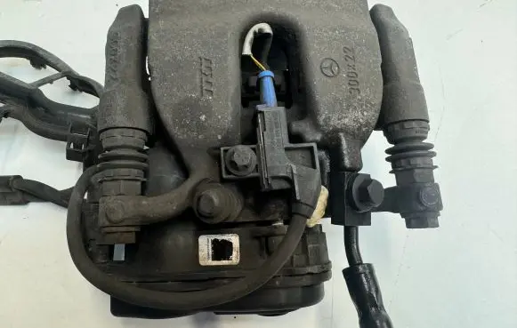 Mercedes-Benz E W213 Rear brake caliper A0044235898