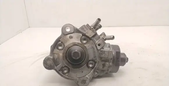 BMW 5 E60 E61 Fuel injection high pressure pump 7807495 0445010510