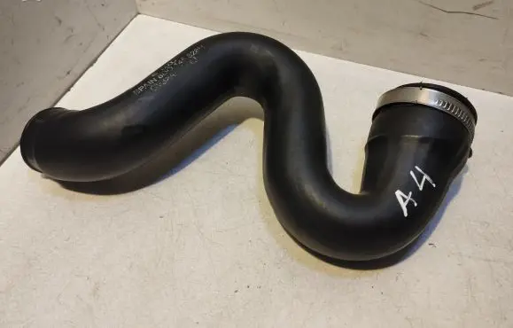 Audi A4 S4 B5 8D Intercooler hose/pipe 8D0145828H