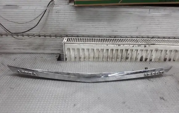 Opel Astra H Tailgate/trunk/boot exterior handle 13105814
