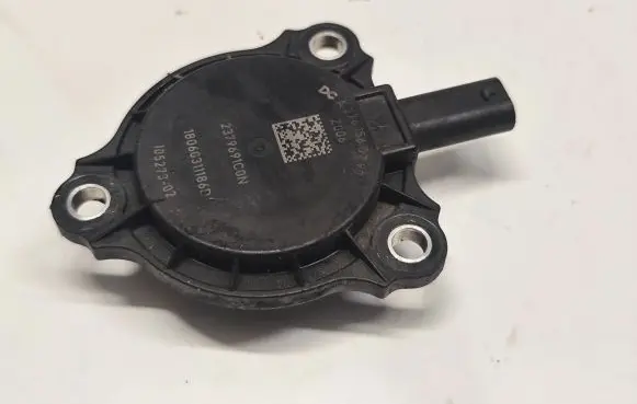 Mercedes-Benz C AMG W205 Camshaft speed sensor A2761560790