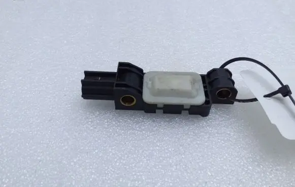 Audi A8 S8 D3 4E Airbag deployment crash/impact sensor 4B0959643D