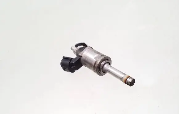 Mazda CX-3 Fuel injector PE0113250C
