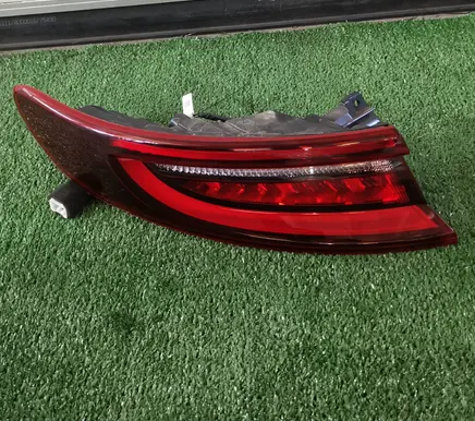KIA Pro Cee'd III Rear/tail lights 92401-J7200