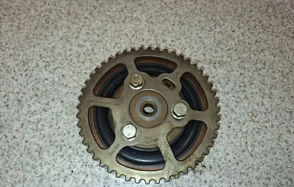Land Rover Discovery 3 - LR3 Camshaft pulley/ VANOS 4U3Q6K286AB