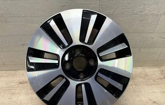 Volkswagen Up R15 alloy rim 1S0601025AH