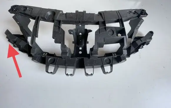 Renault Laguna III Radiator support slam panel 752100010R