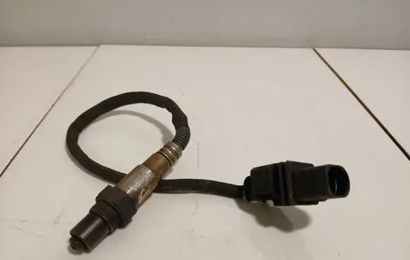 BMW 5 E60 E61 Lambda probe sensor 0281004019