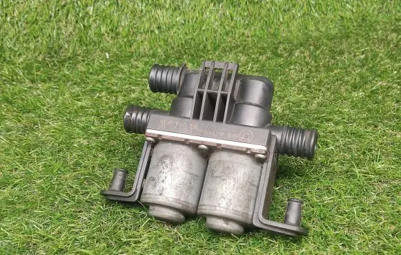 Land Rover Range Rover L322 Coolant heater control valve 8374995 6412837499502