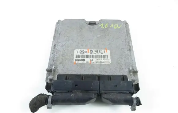 Volkswagen Golf IV Engine control unit/module 0261S01004 036906013D