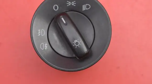 Skoda Octavia Mk2 (1Z) Light switch 1Z0941431G
