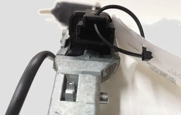 Peugeot 407 Ignition lock 9648445180