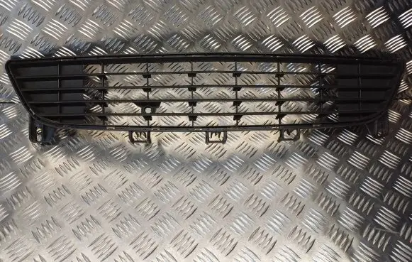 Opel Meriva A Front bumper lower grill 13193495 475498858
