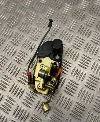 Chrysler Voyager Front door lock
