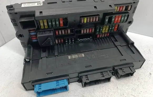 BMW 7 F01 F02 F03 F04 Comfort/convenience module 9267524 61359267524 9234421