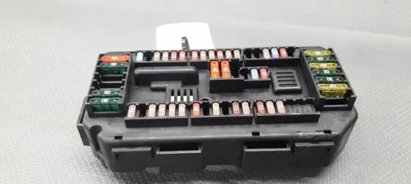 BMW 1 F20 F21 Fuse box set 933787901