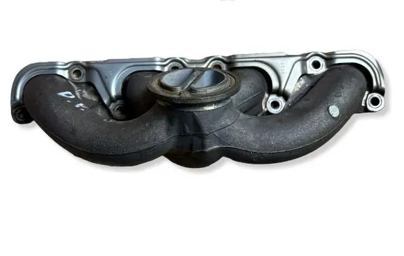 BMW 8 G16 Exhaust manifold 8681196