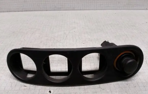Opel Movano A 12 V Socket (front) 7700351884