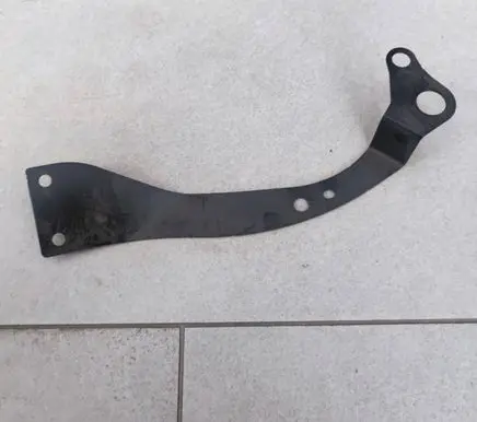 Audi A4 S4 B7 8E 8H Radiator mount bracket 8E0805537A