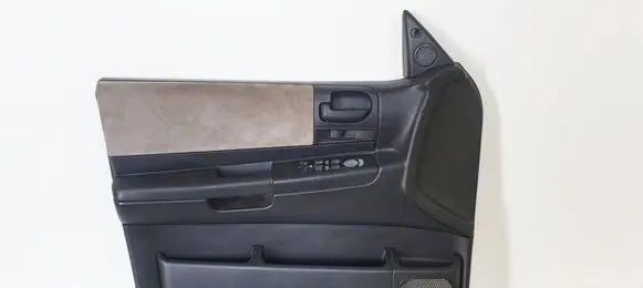 Dodge Durango I Front door card panel trim 