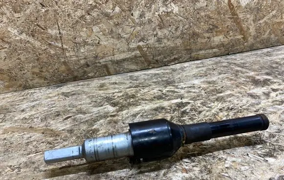 Infiniti G37 Steering wheel axle