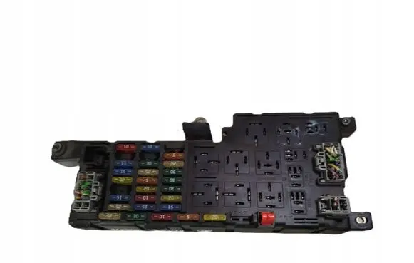 Volvo V70 Fuse module 9494207518323001