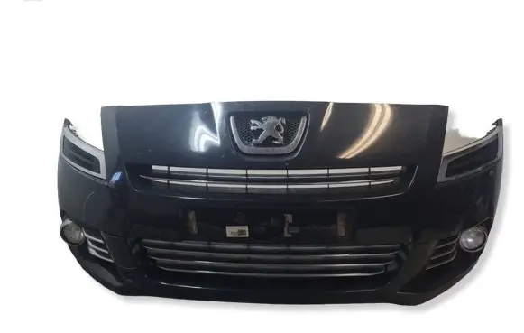 Peugeot 5008 Front bumper 