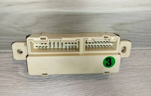 KIA Ceed Door central lock control unit/module 919402H130 12062N AK63163