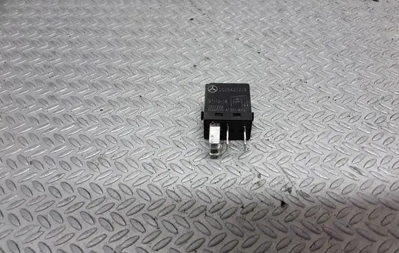 Mercedes-Benz A W168 Other relay 0025421219