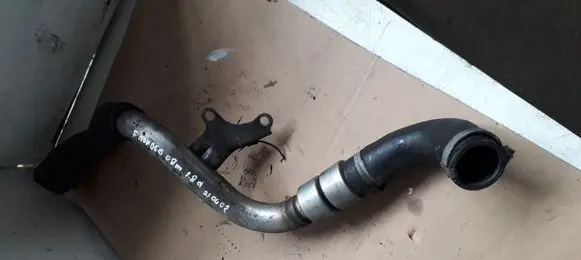 Ford Mondeo MK IV Coolant pipe/hose 