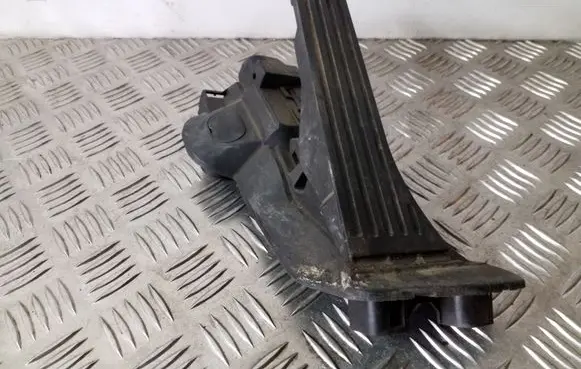 Audi A3 S3 A3 Sportback 8P Accelerator throttle pedal 1K2721503M