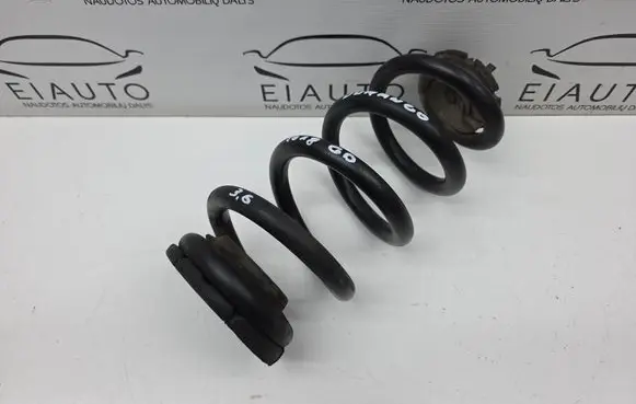 Dodge Durango III Rear coil spring 68029686AB