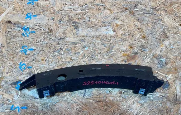 Front bumper mounting bracket