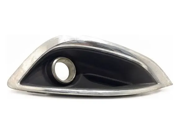 Chrysler Pacifica Front bumper lower grill 995557022