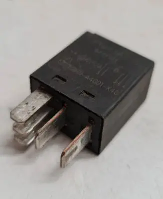Volvo S60 Other relay 9441161 A4001X40 024152A