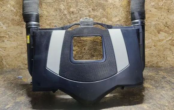 Mercedes-Benz C W204 Engine cover (trim) A2730900901