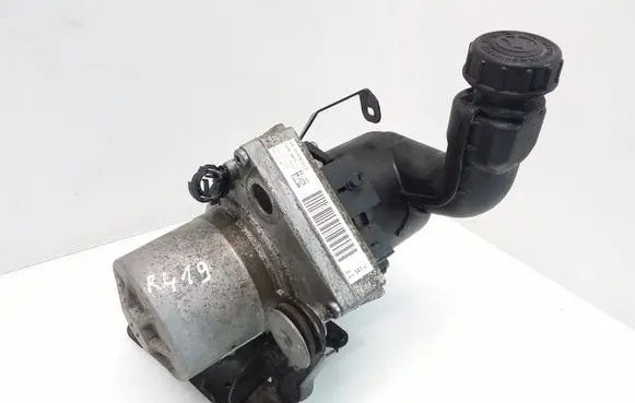 Peugeot 508 Power steering pump 9676154180 A5101675D V29010472C