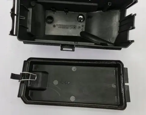 Mercedes-Benz R W251 Fuse box set 2515400524