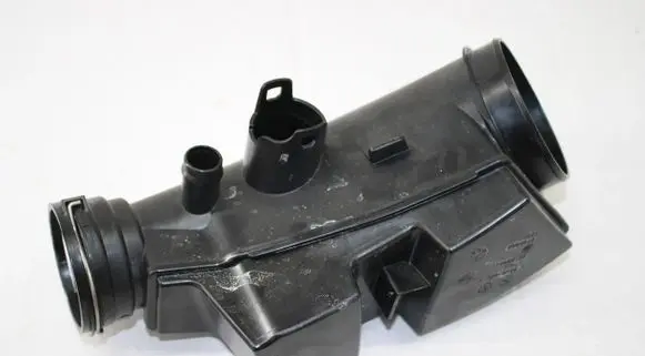 BMW X3 G01 Intake resonator 8663614