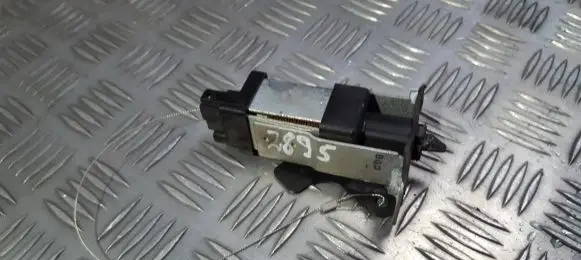 Hyundai Sonata Central locking motor 957203k000 95720-3k000