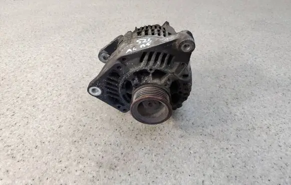 Audi A4 S4 B5 8D Generator/alternator 058903016b