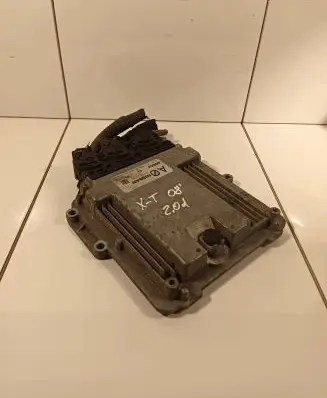 Nissan X-Trail T31 Engine control unit/module 23710JG78D 0281013856