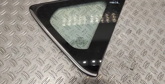 Toyota Auris E180 Rear side window 