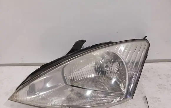 Ford Focus Headlight/headlamp Xs4113006